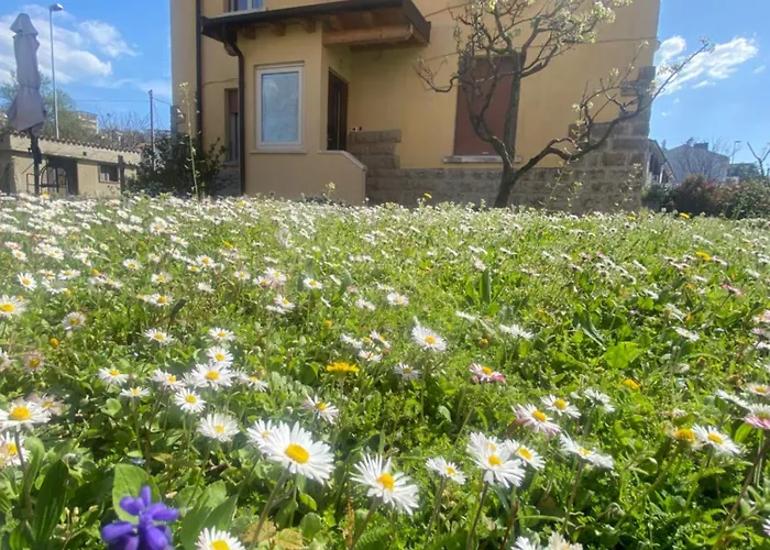 Alle Pratoline Casa vacanze spaziosa vicino Trieste e mare con deposito bici e moto coperto